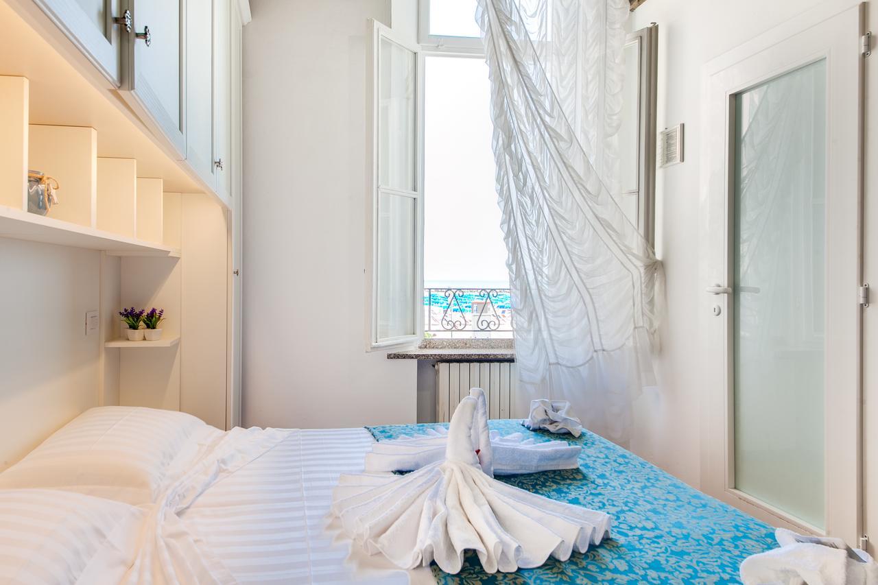 Hotel Villa Laura Rimini Ngoại thất bức ảnh