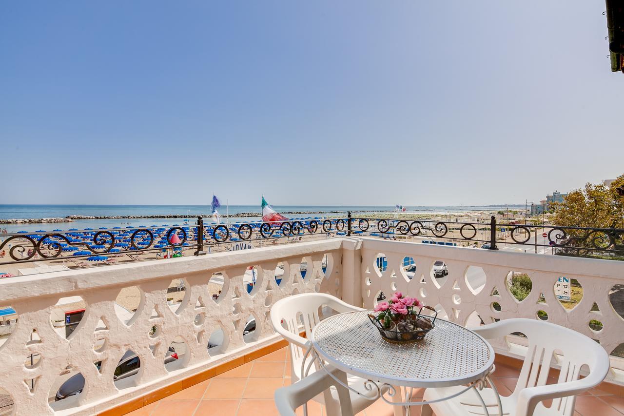 Hotel Villa Laura Rimini Ngoại thất bức ảnh