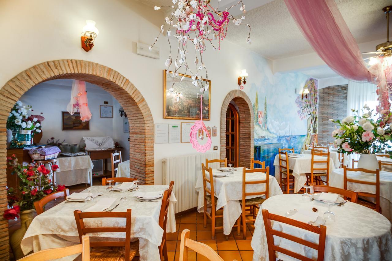 Hotel Villa Laura Rimini Ngoại thất bức ảnh