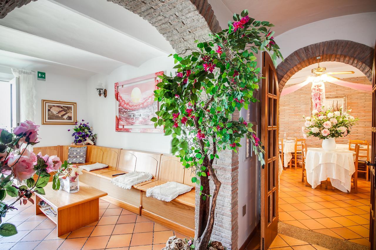 Hotel Villa Laura Rimini Ngoại thất bức ảnh