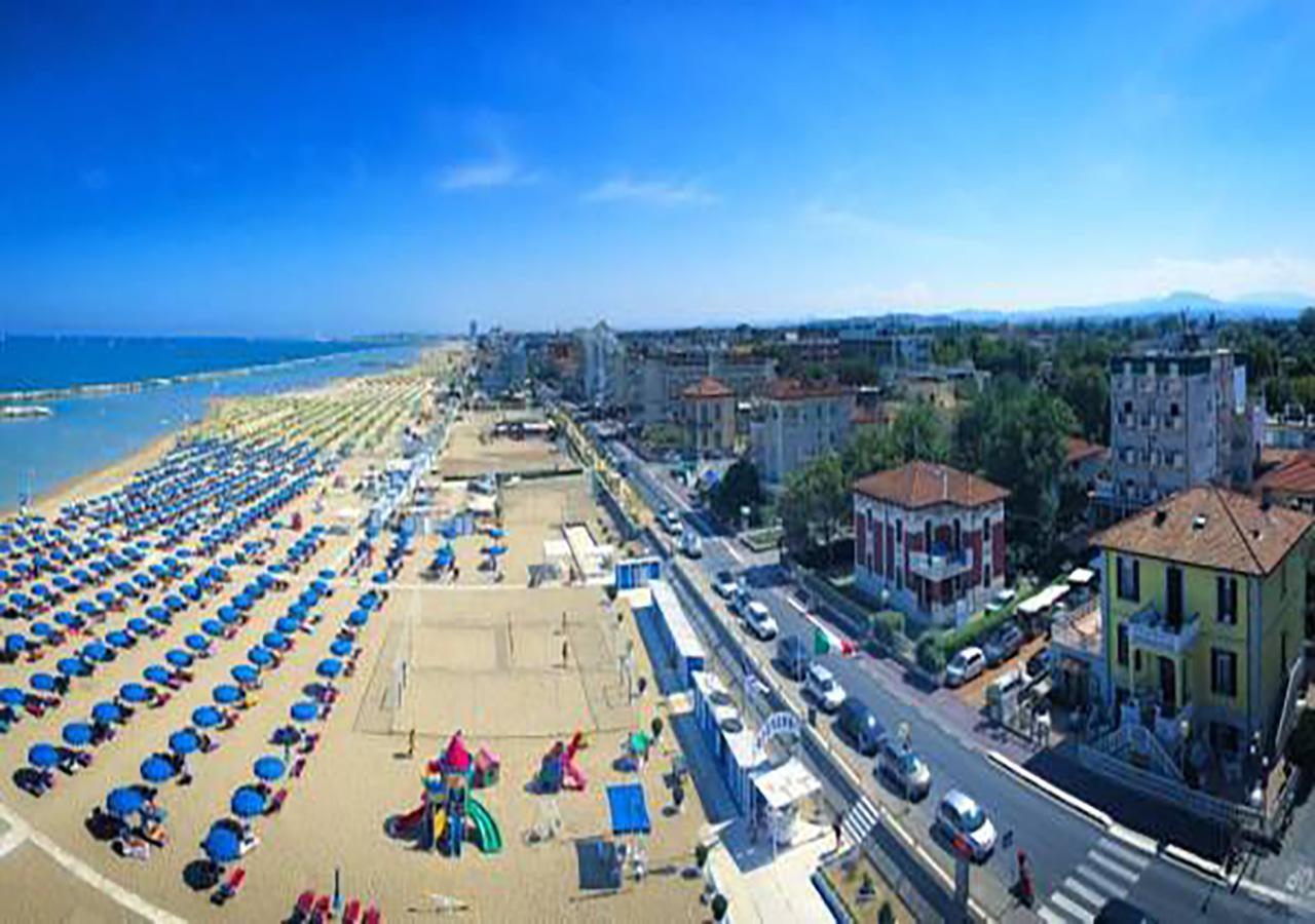 Hotel Villa Laura Rimini Ngoại thất bức ảnh